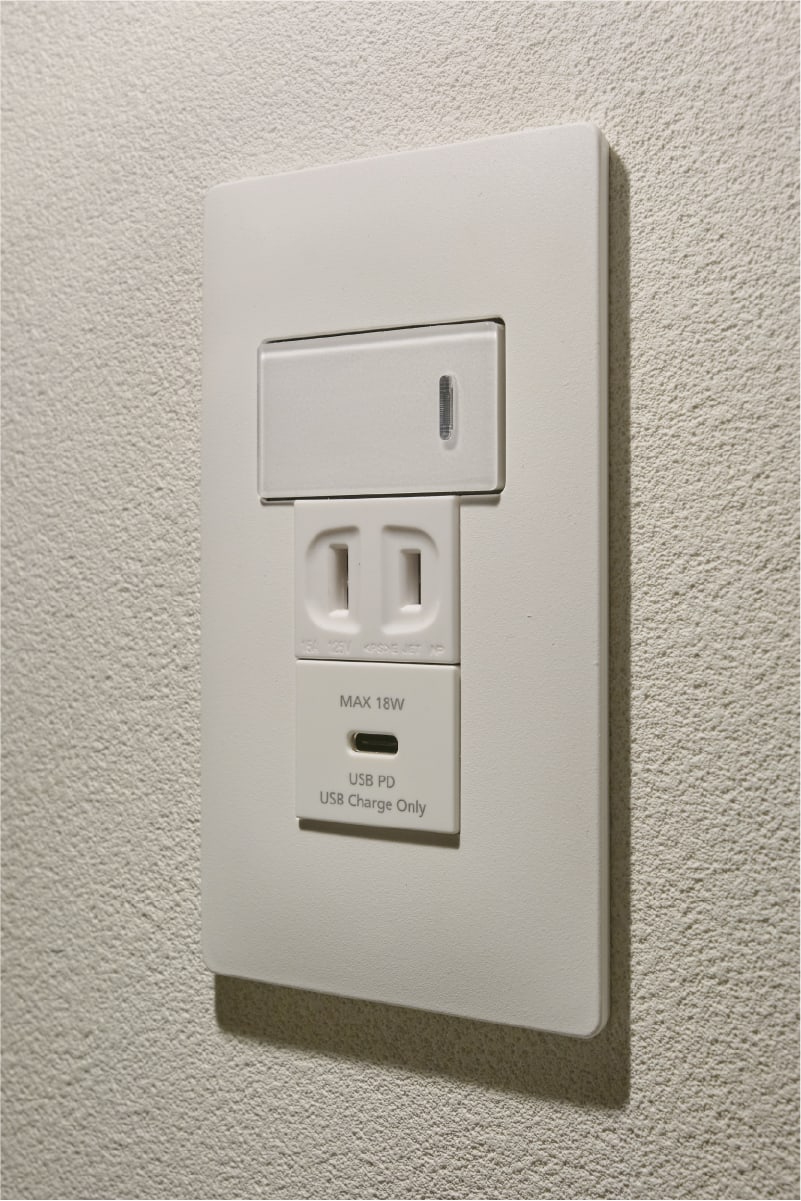USB PD（Type-C）対応コンセントを備えた寝室